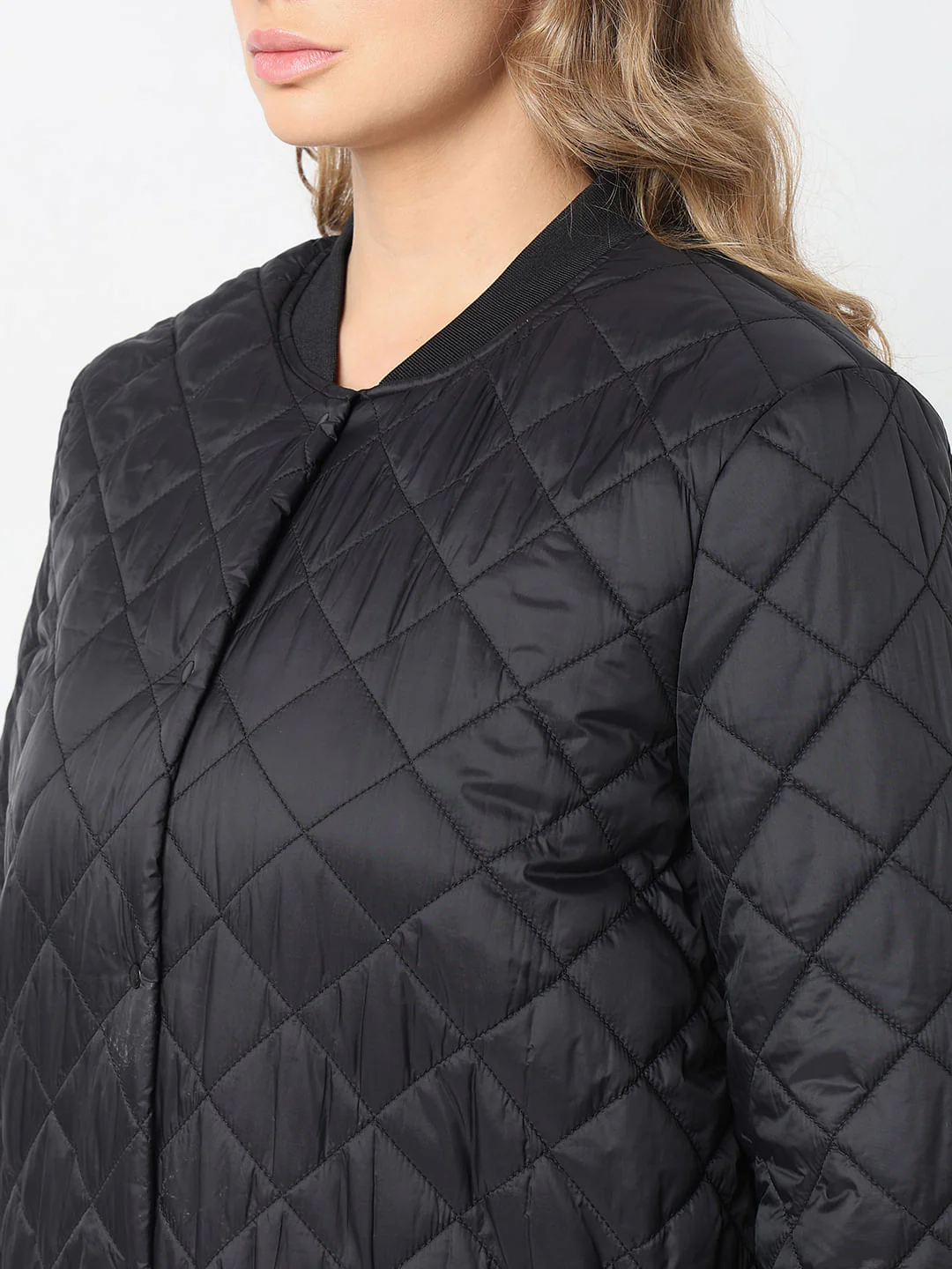 Curve Black Quilted Puffer Jacket - Image 8