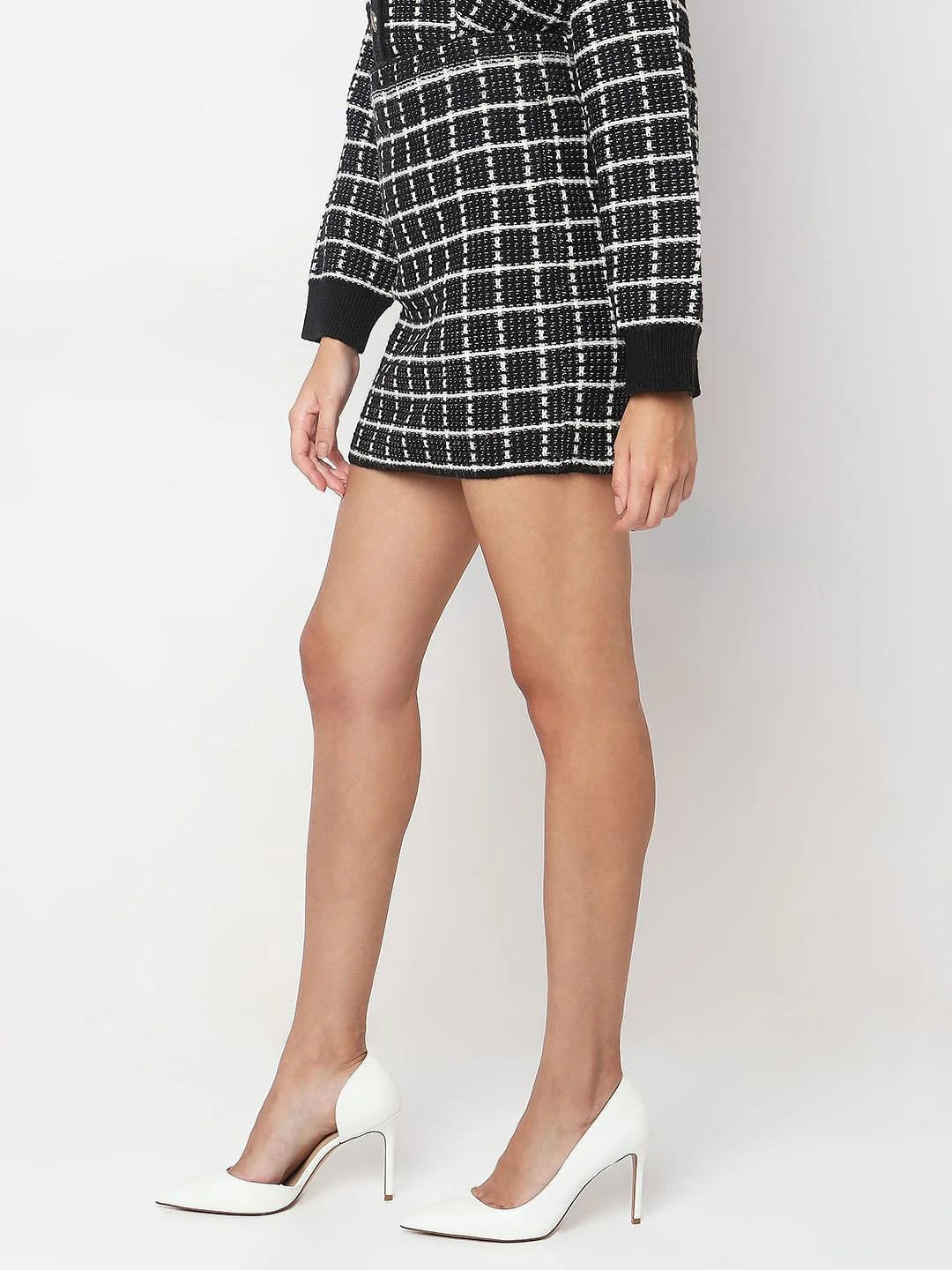 Black Jacquard Mini Skirt - Image 3