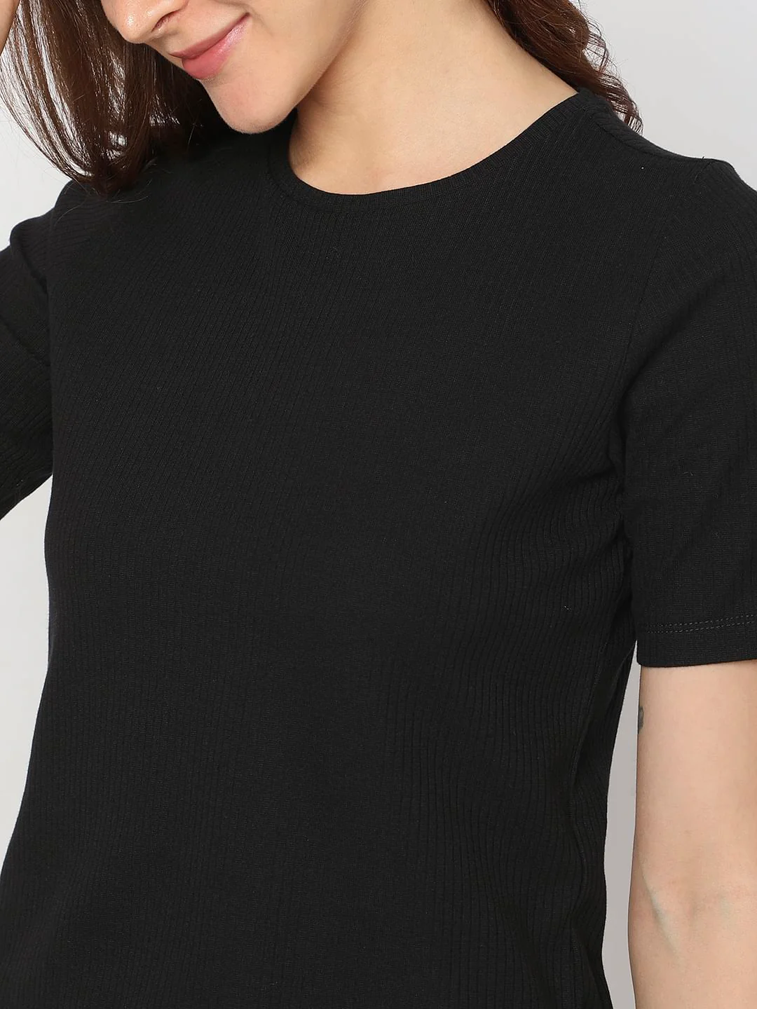 Black Ribbed T-Shirt - Image 6