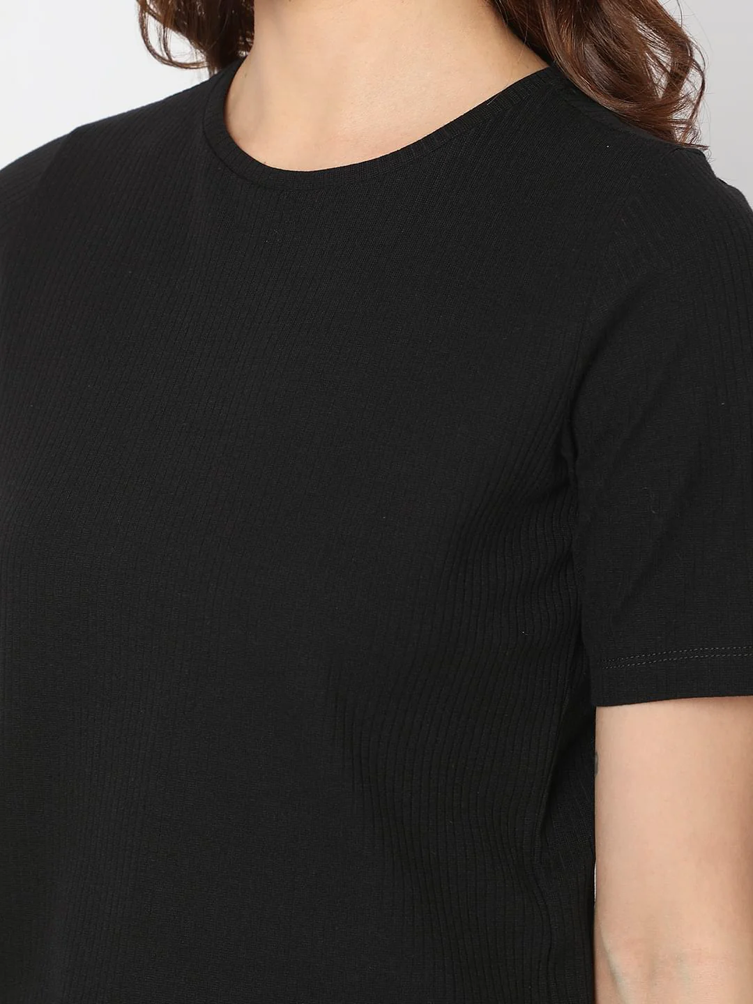 Black Ribbed T-Shirt - Image 8