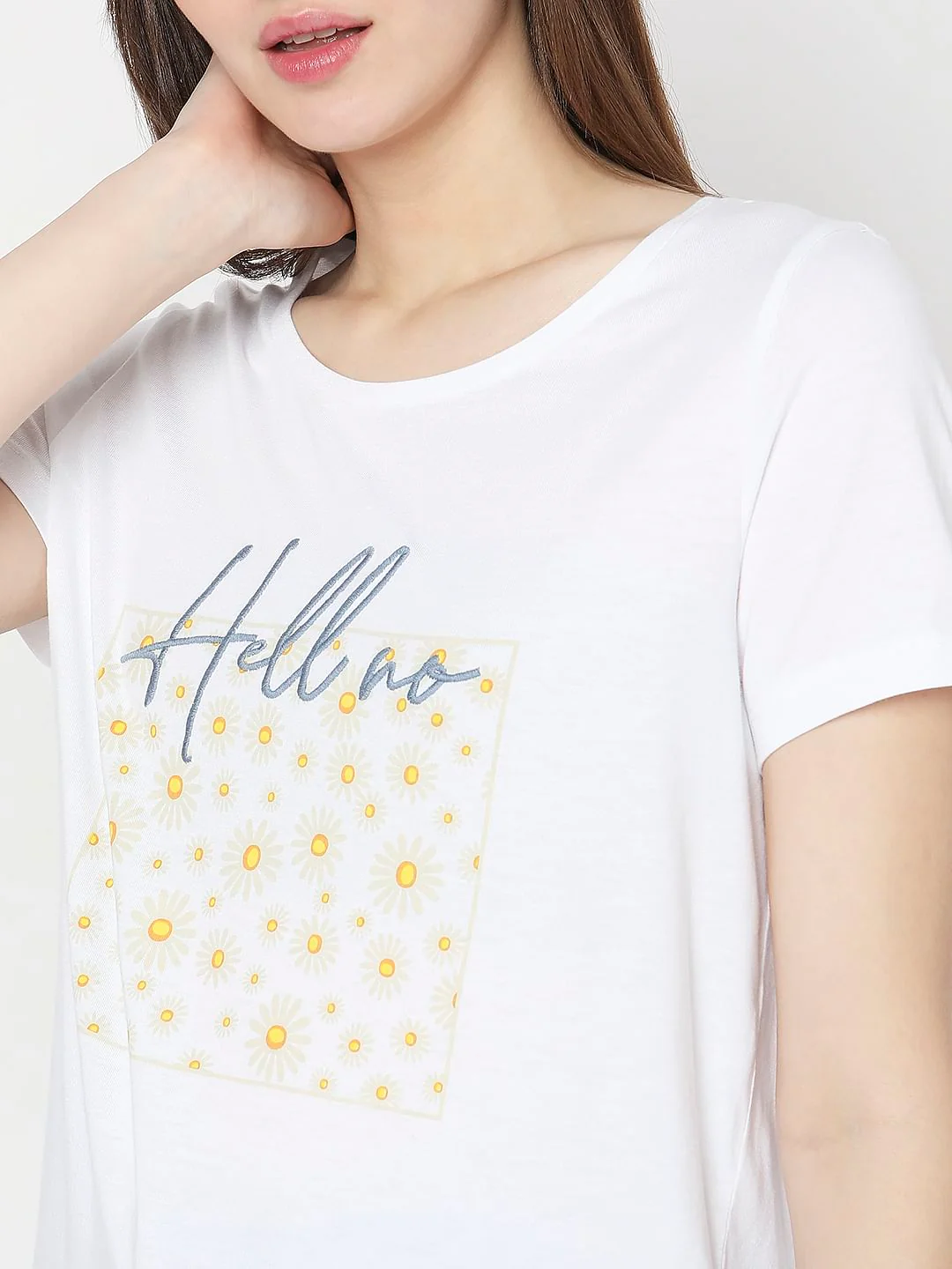 White Graphic Print T-Shirt - Image 6