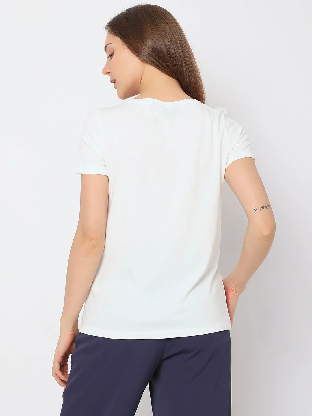 White Graphic Print T-Shirt - Image 4