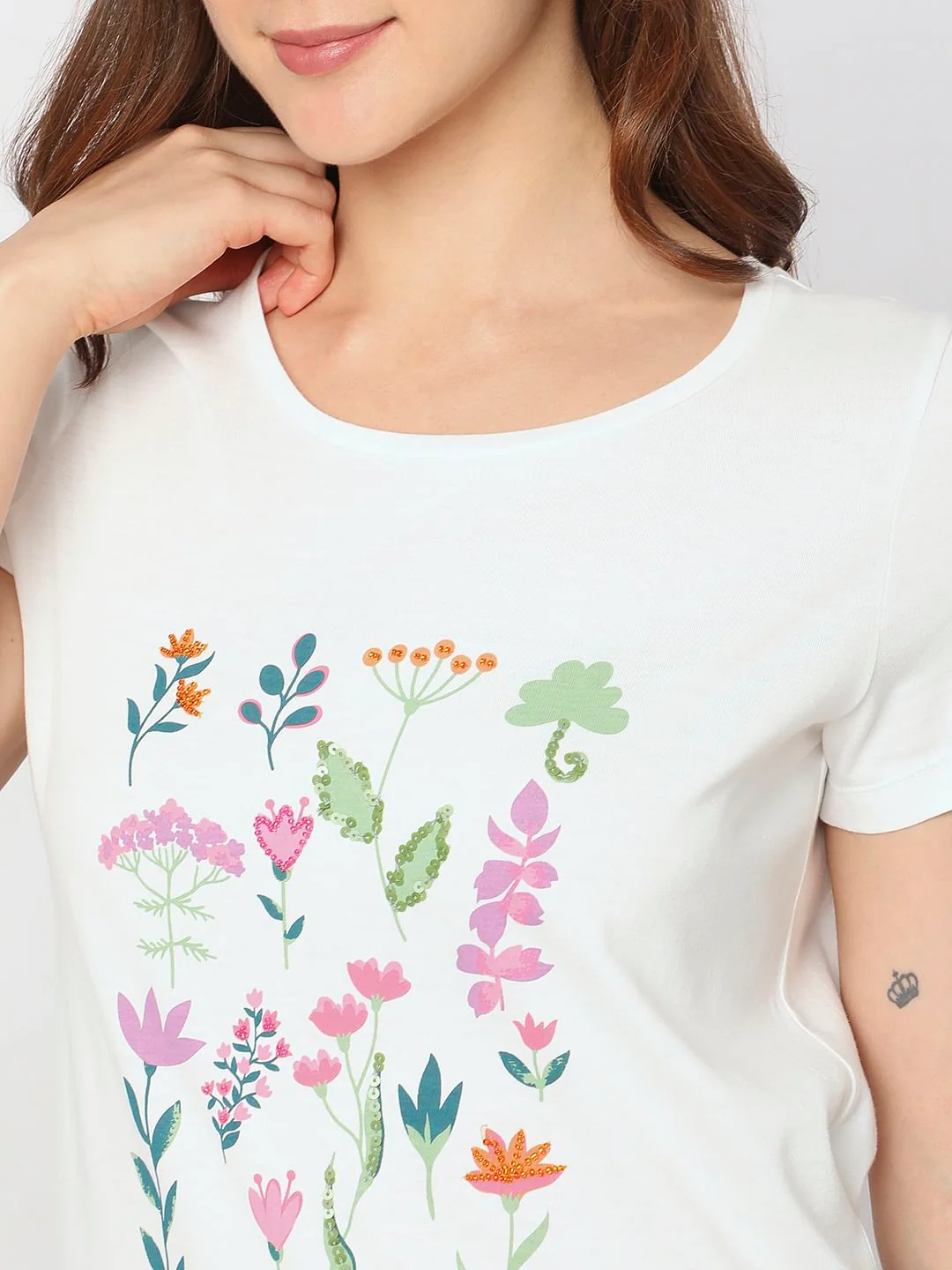 White Graphic Print T-Shirt - Image 6