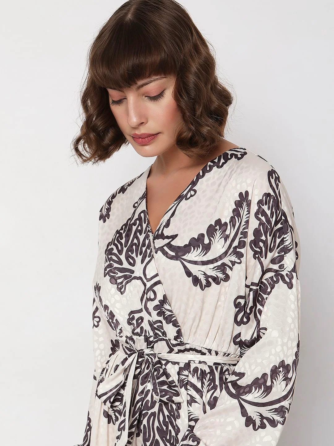 Off-White Printed Midi Dress - Image 5