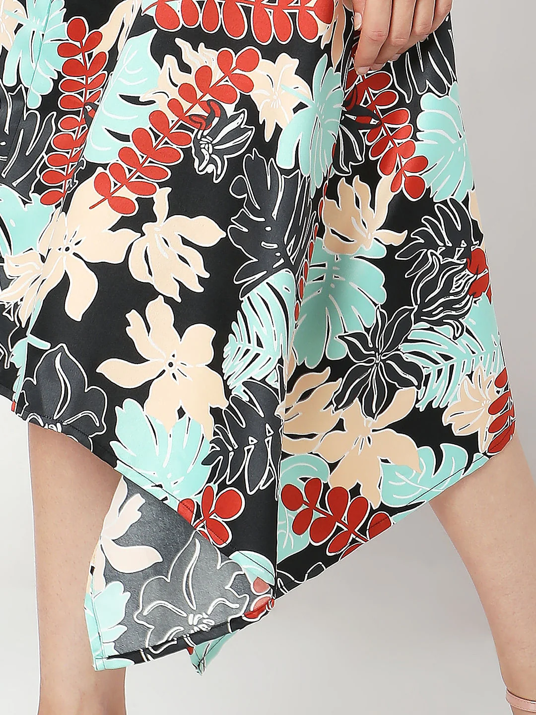 Black Floral Print Midi Dress - Image 9