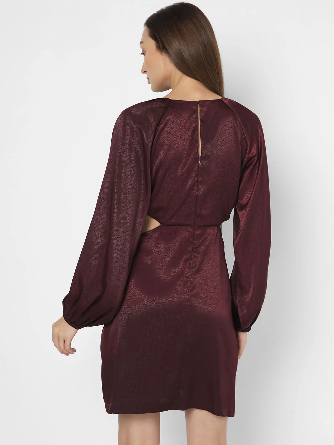 Wine Cut-Out Short Dress - Image 4
