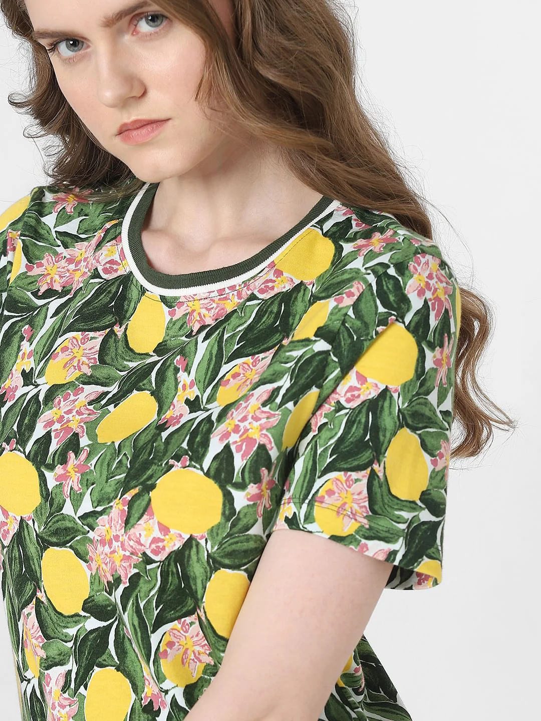 Green Lemon Printed T-Shirt - Image 8