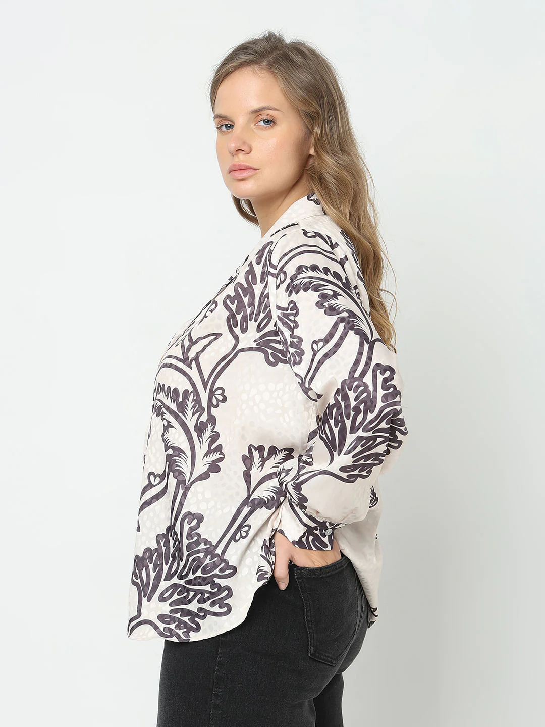 Curve Off-White Printed Satin Top - Image 3