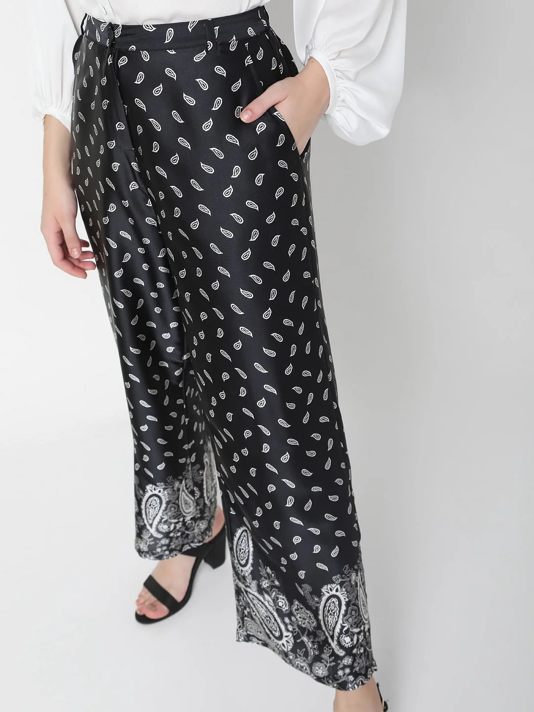 Black High Rise Paisley Co-Ord Culottes - Image 5