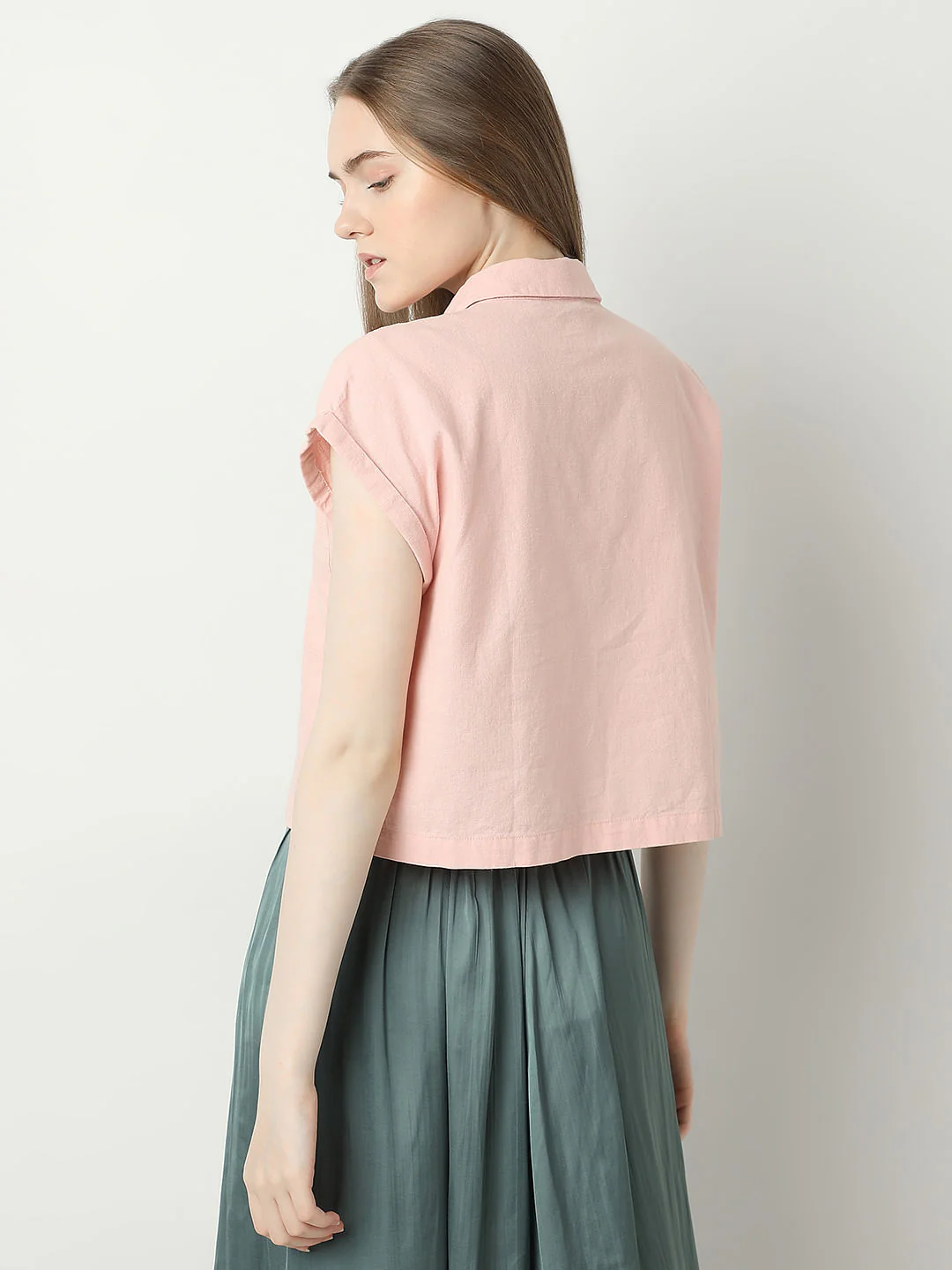 Light Pink Cropped Shirt - Image 4