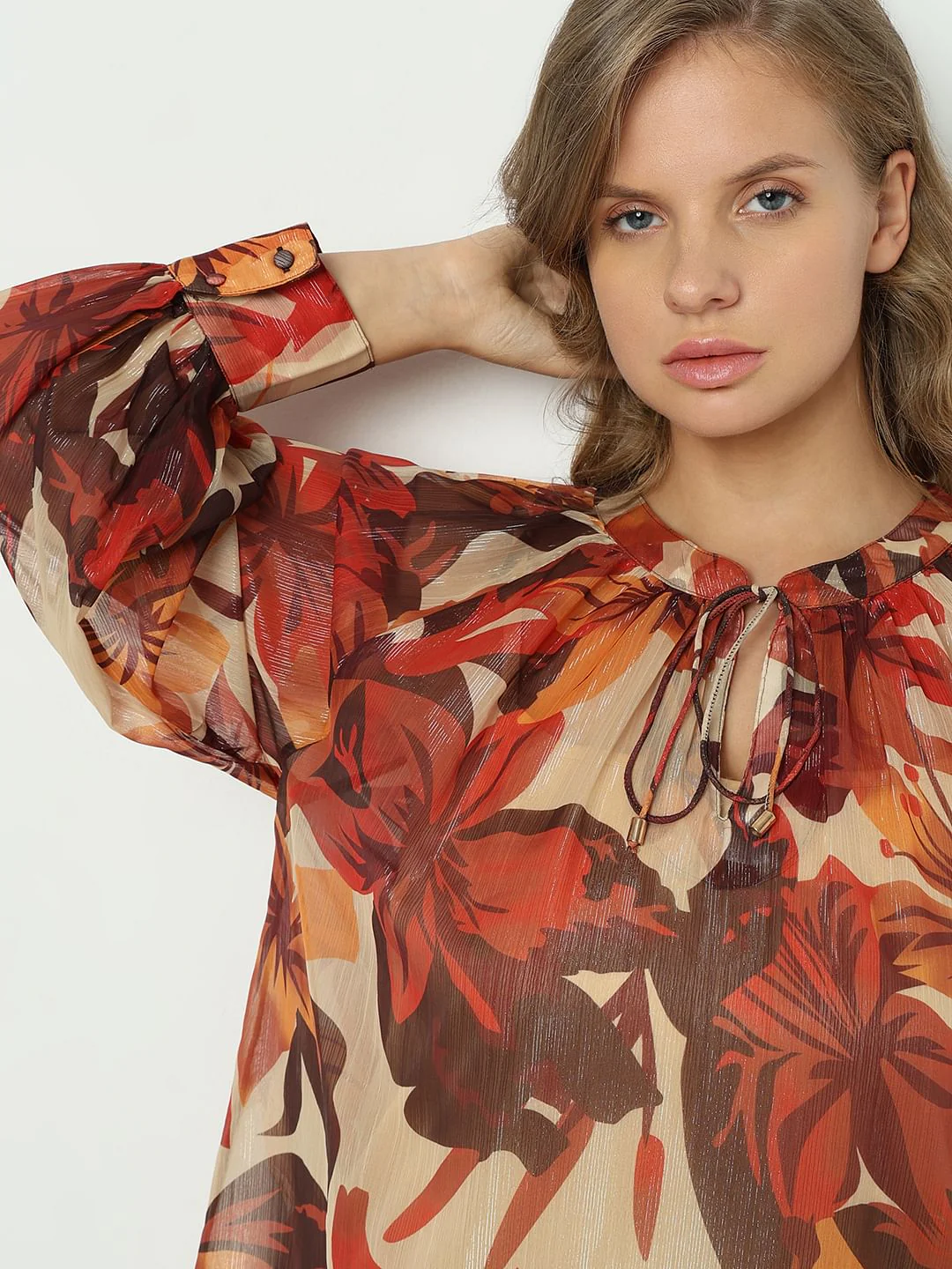 Curve Beige Floral Print Top - Image 6