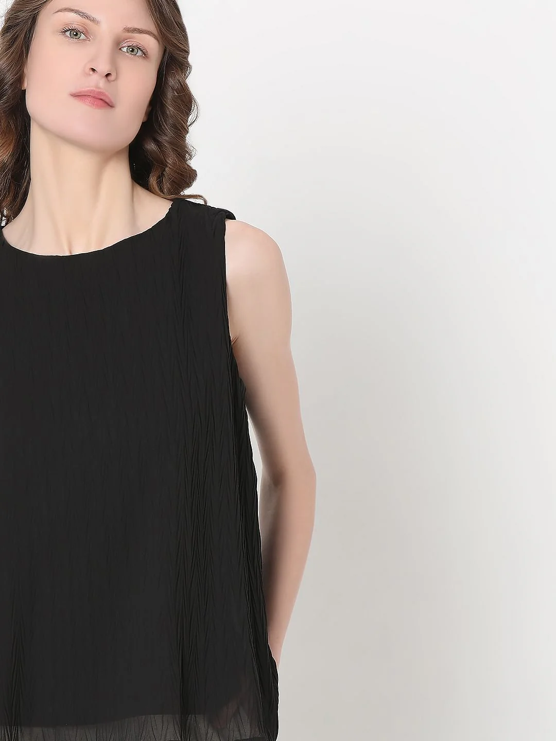 Black Textured Sleeveless Top - Image 6
