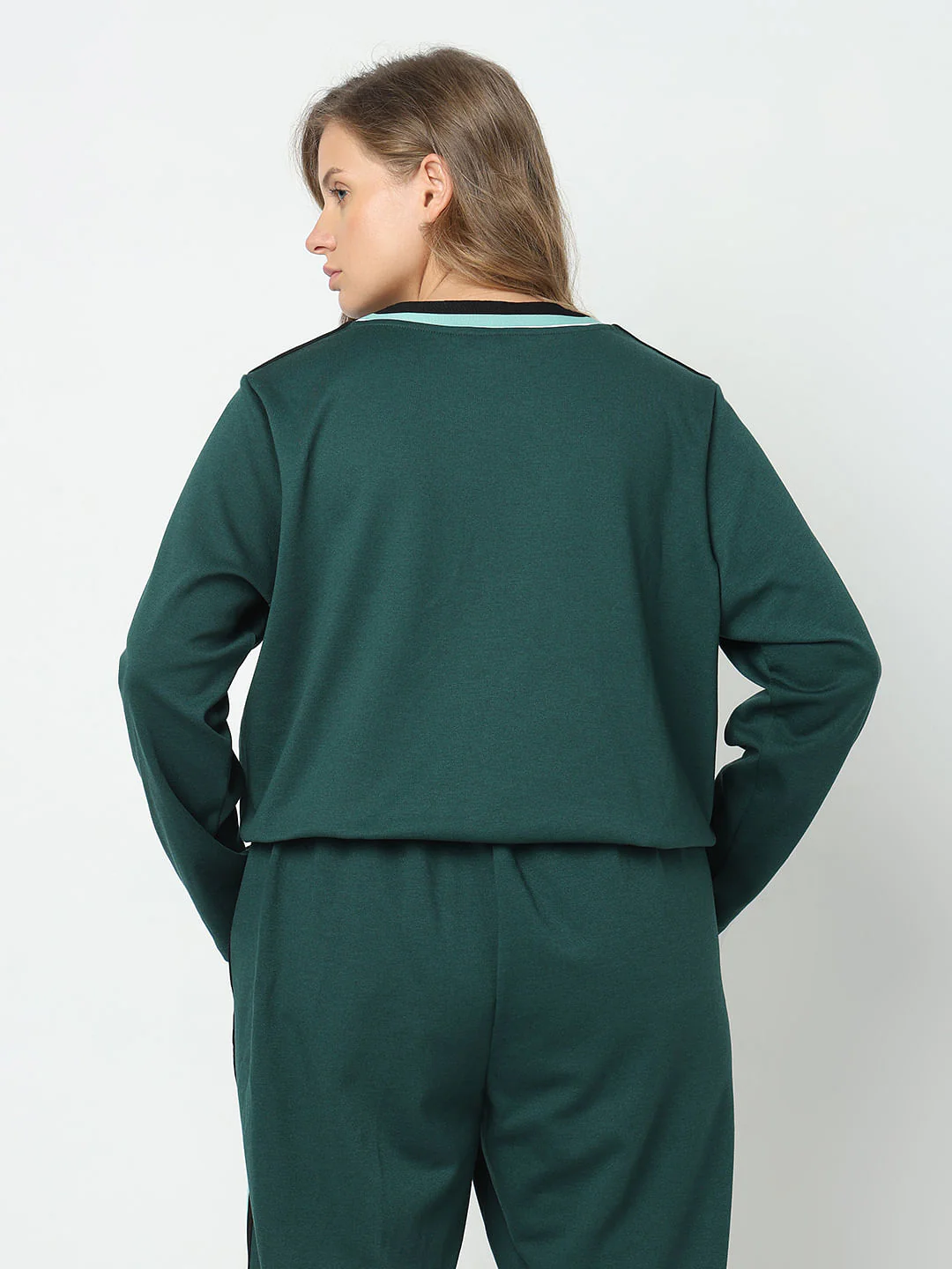 Curve Green Striped Co-Ord Set Sweatshirt - Image 4