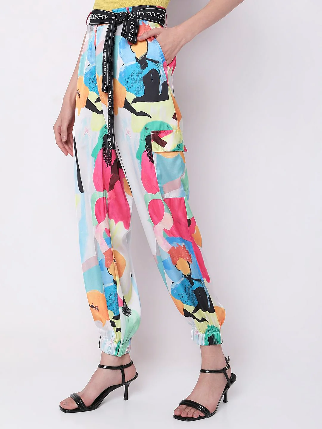 White High Rise Abstract Print Pants - Image 3
