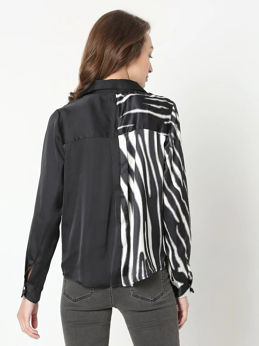 Black Printed Shirt - Image 4