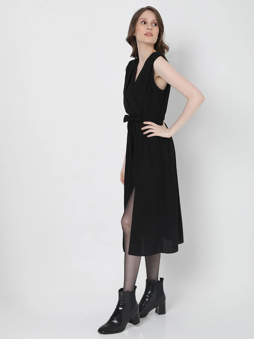 Black Sleeveless Midi Dress - Image 3