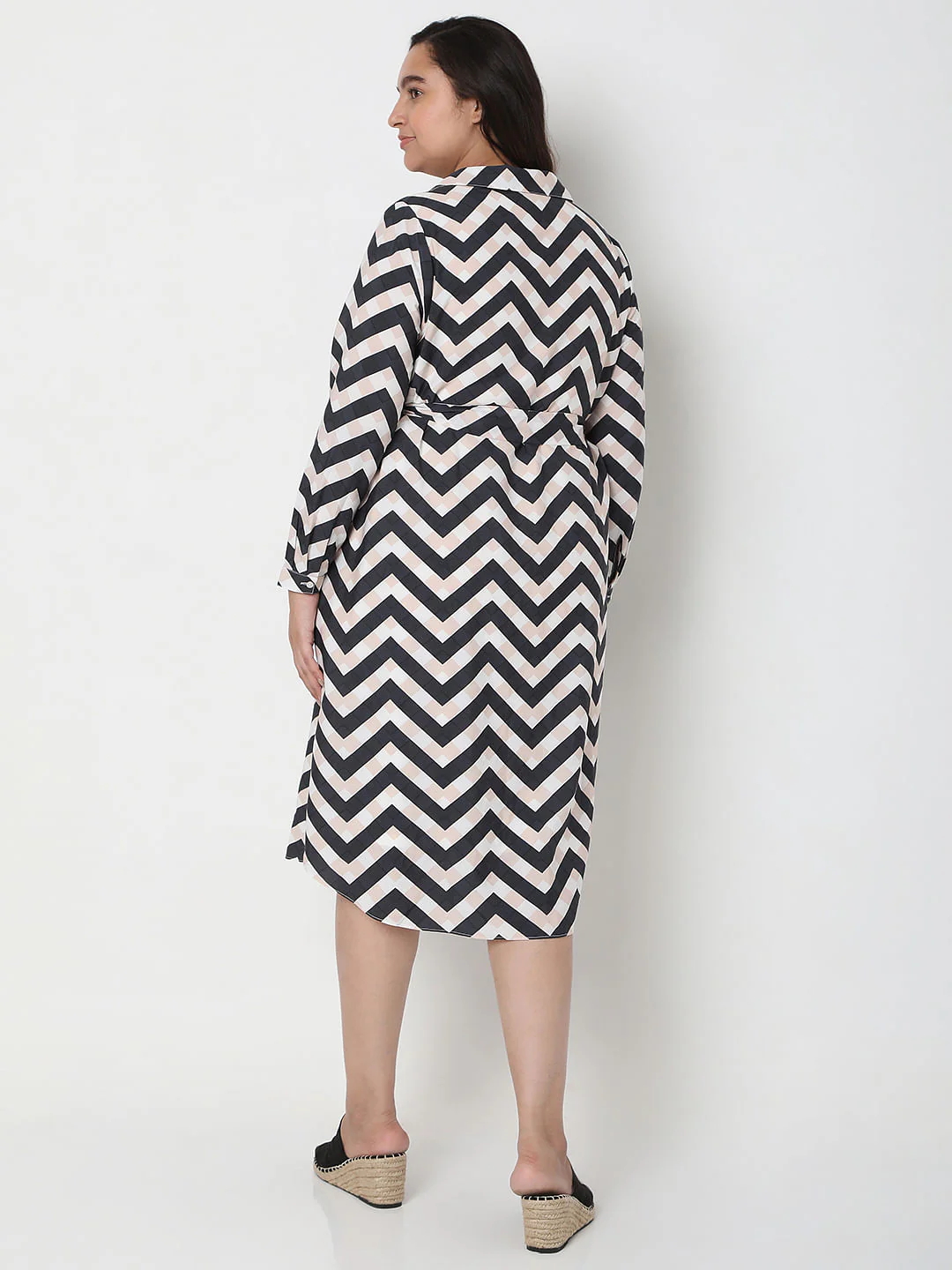 Curve Black Chevron Print Shirt Dress - Image 4