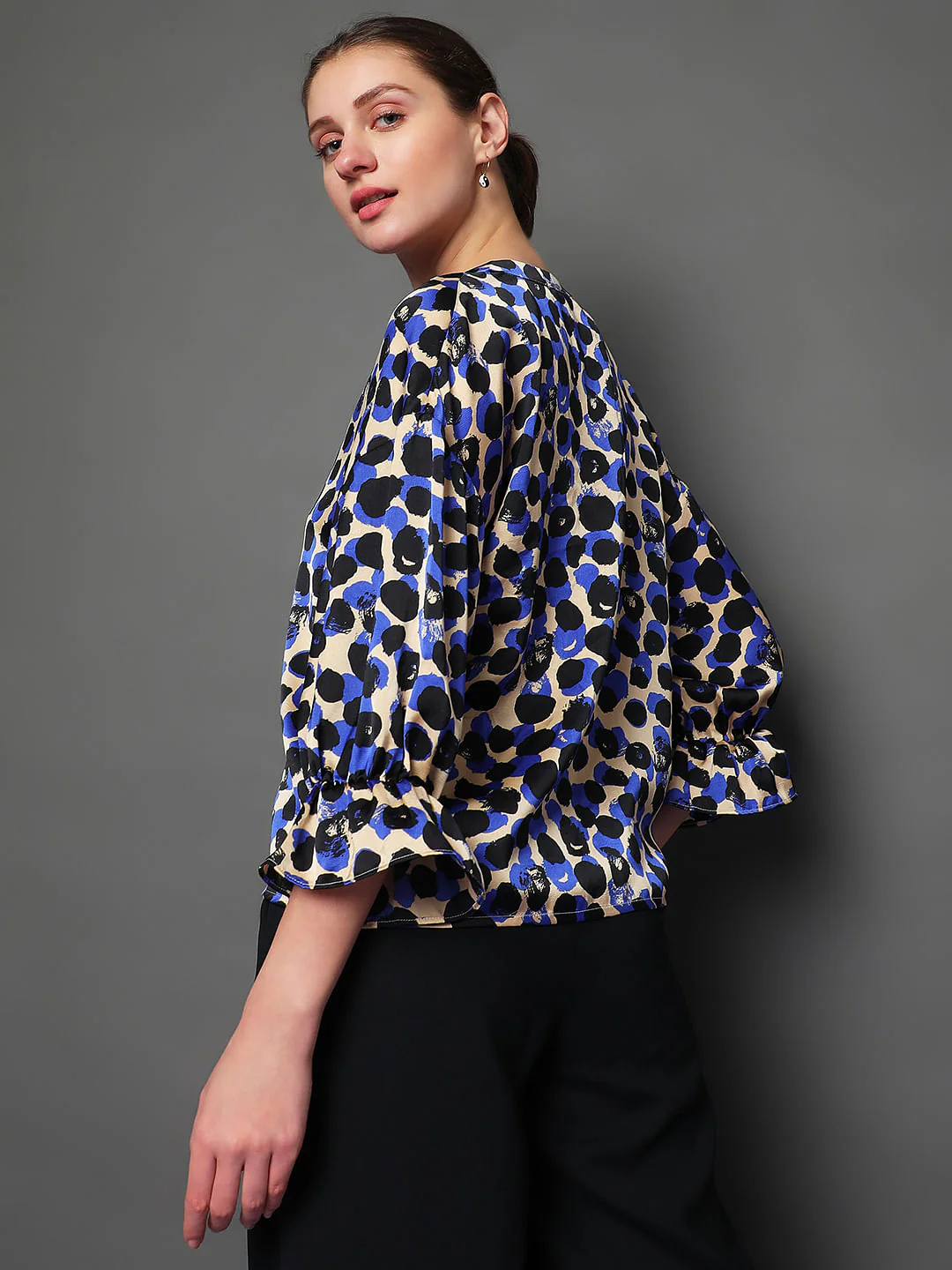 Blue Printed Drop Shoulder Top - Image 4