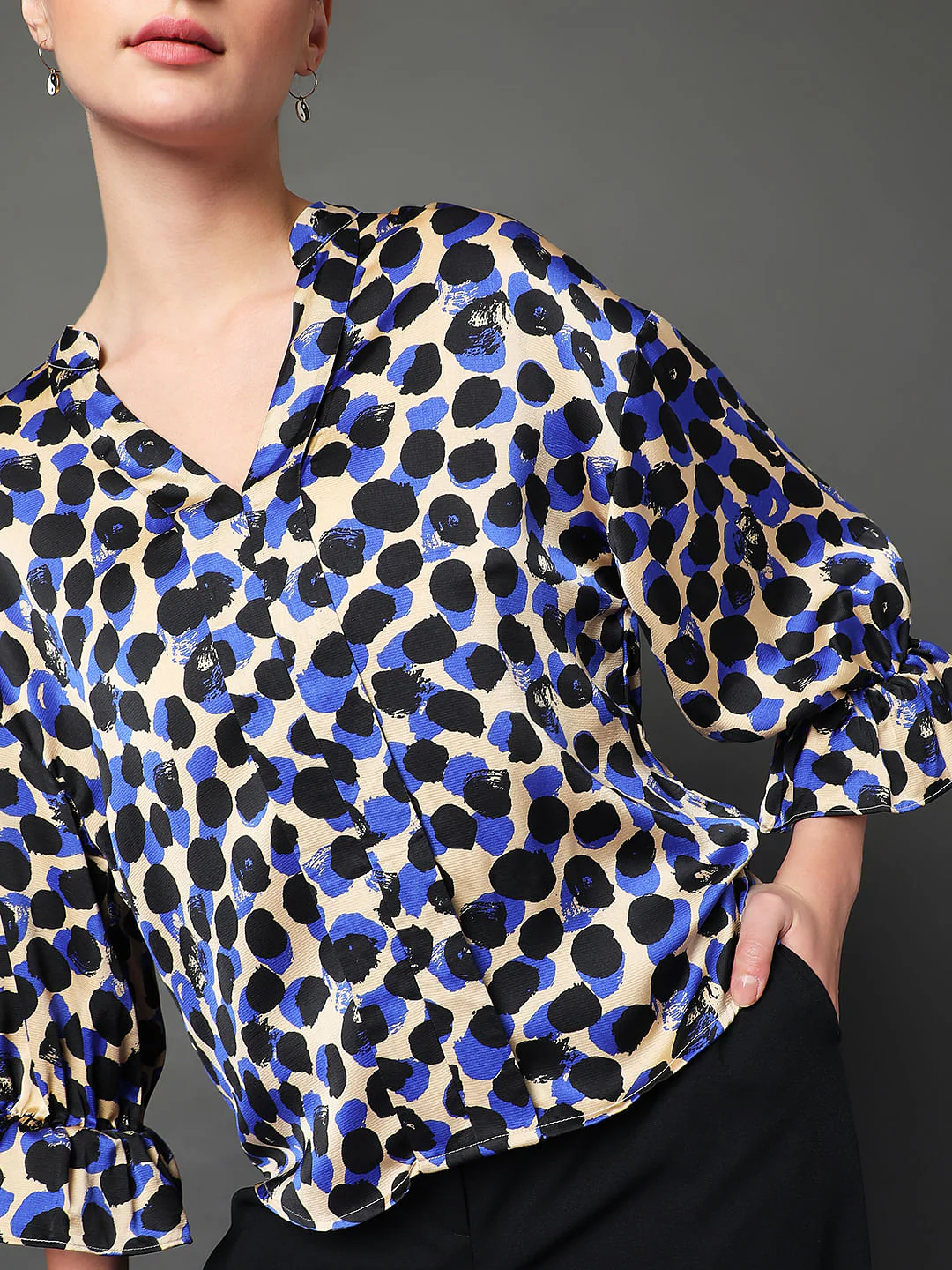 Blue Printed Drop Shoulder Top - Image 6