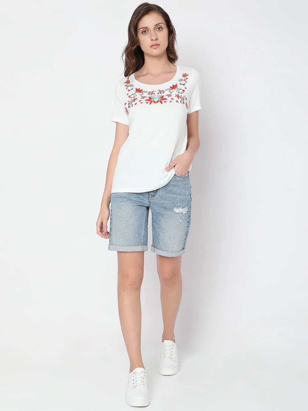 White Floral Print T-Shirt - Image 5