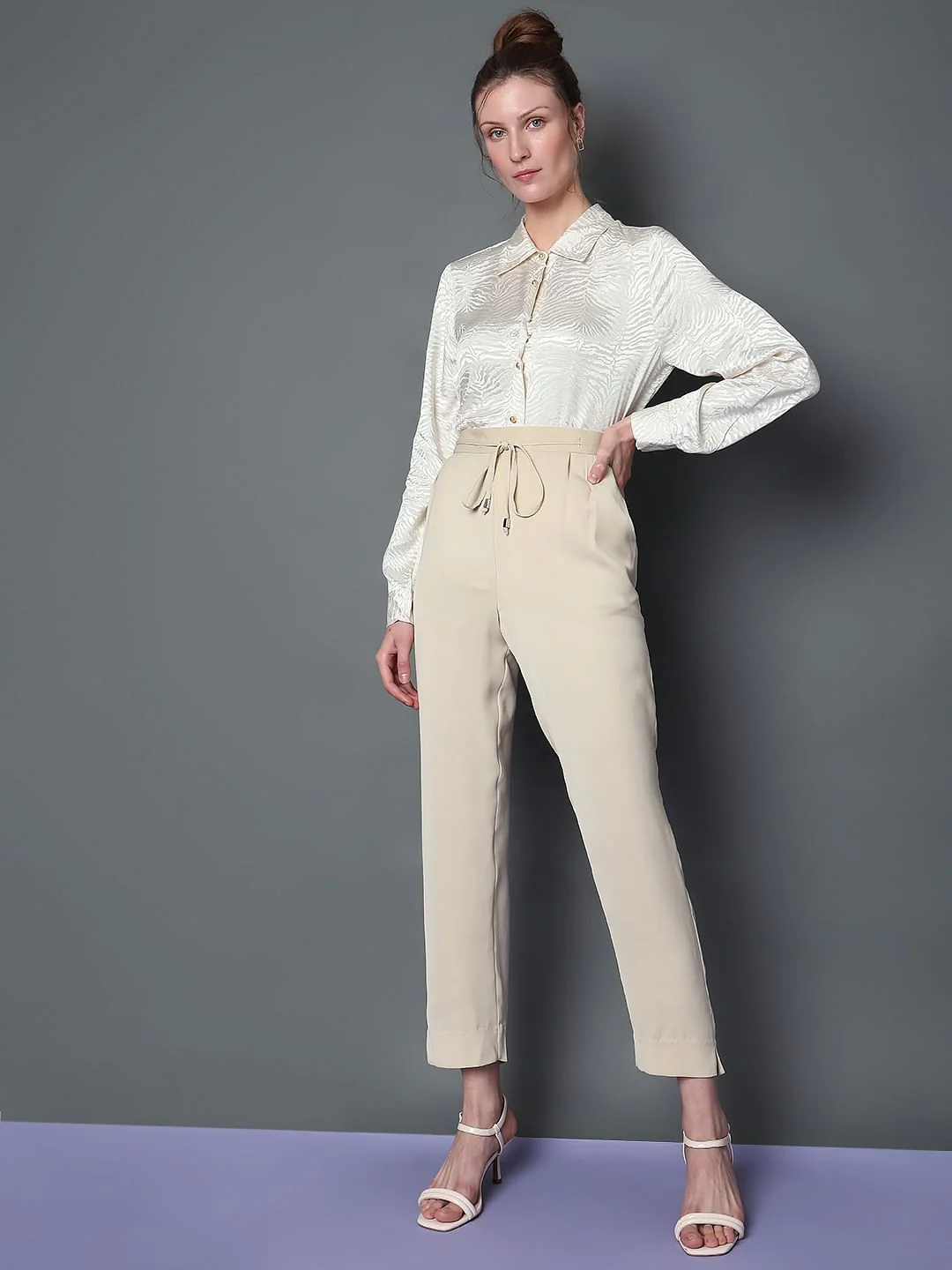 Beige Mid Rise Regular Fit Pants - Image 5