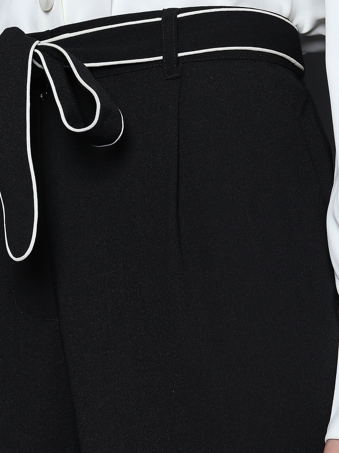 Black Mid Rise Belted Pants - Image 5