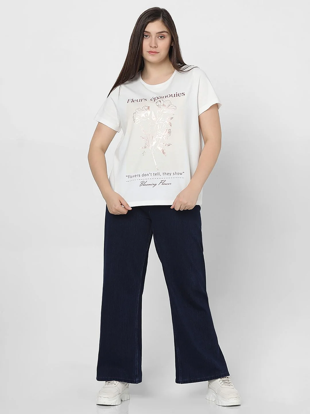Curve White Foil Print T-Shirt - Image 5