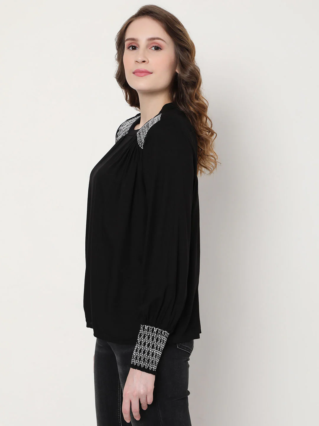 Black Top - Image 3