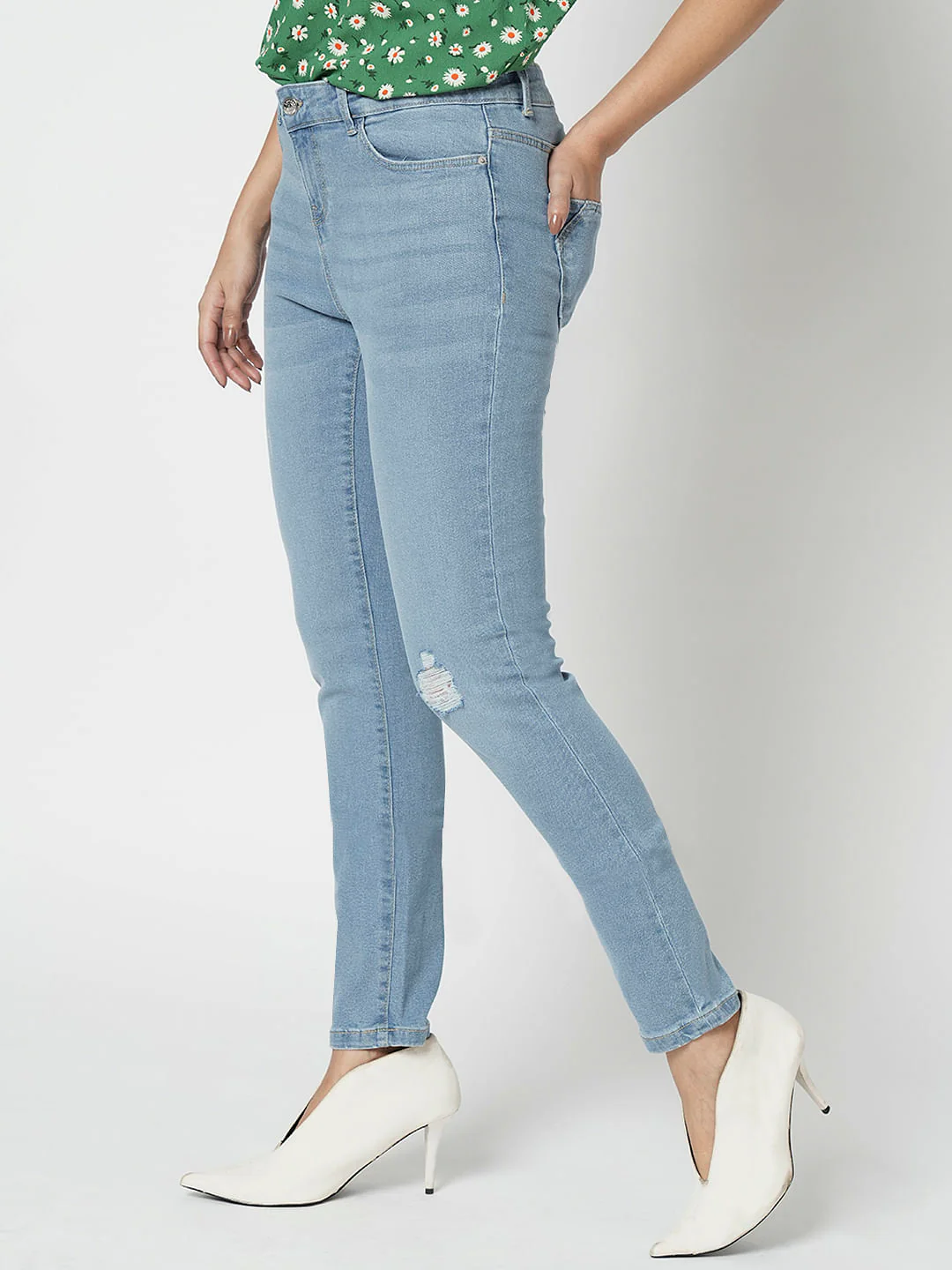I.Scenery By Vero Moda Light Blue Mid Rise Wendy Skinny Jeans - Image 3