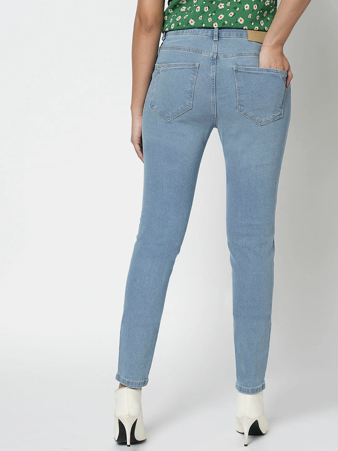 I.Scenery By Vero Moda Light Blue Mid Rise Wendy Skinny Jeans - Image 4