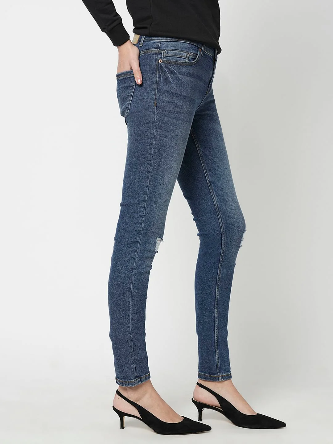 I.Scenery By Vero Moda Blue Mid Rise Distressed Skinny Jeans - Image 3