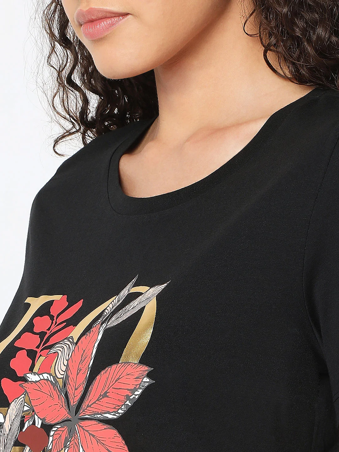 Black Round Neck Printed T-Shirt - Image 8
