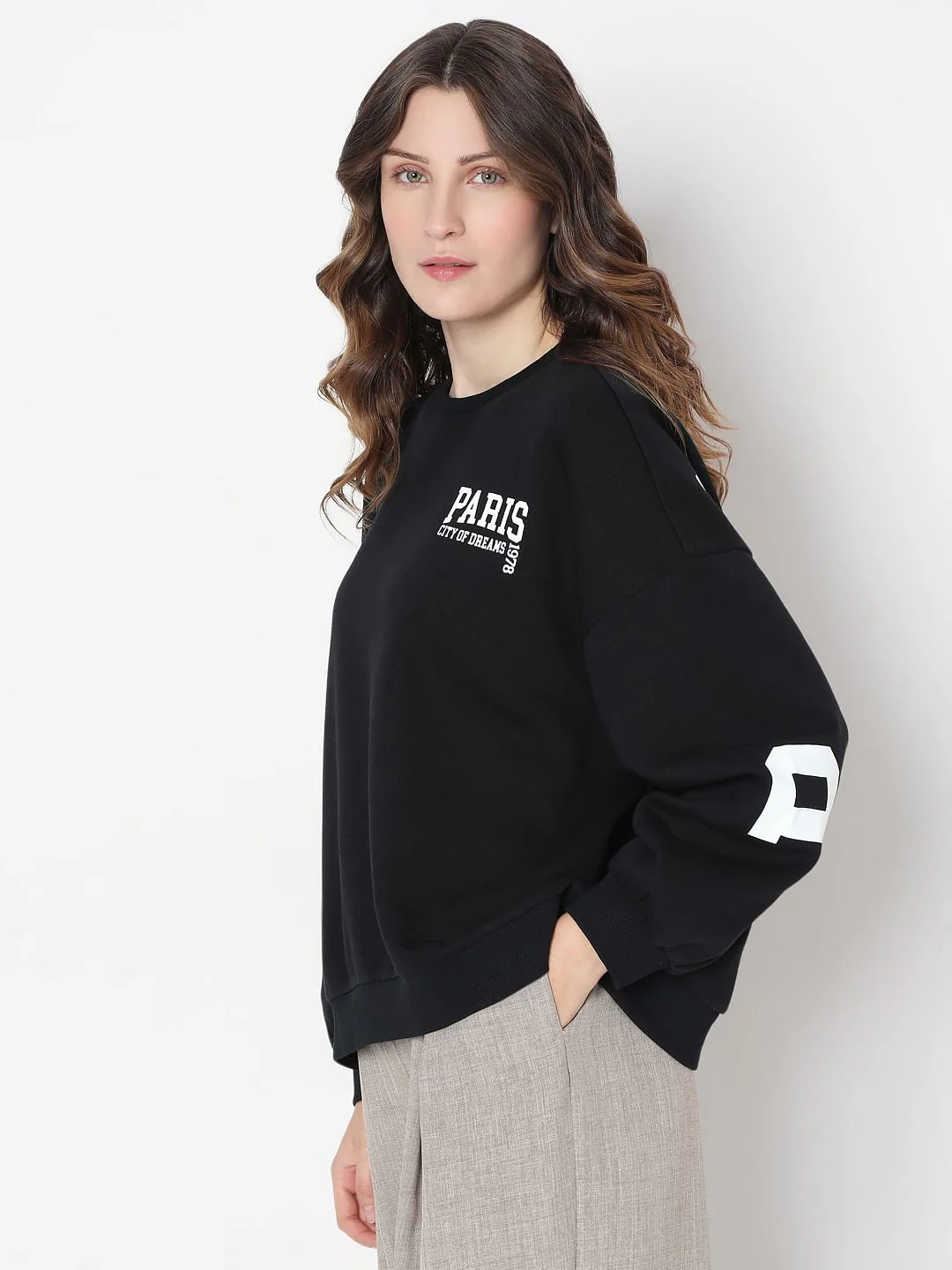 Black Oversized Sweatshirt - Image 3