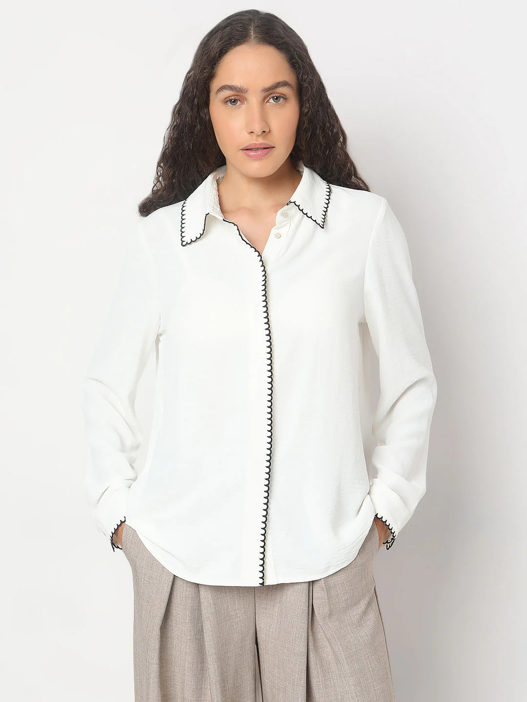 White Scallop Detail Shirt - Image 2