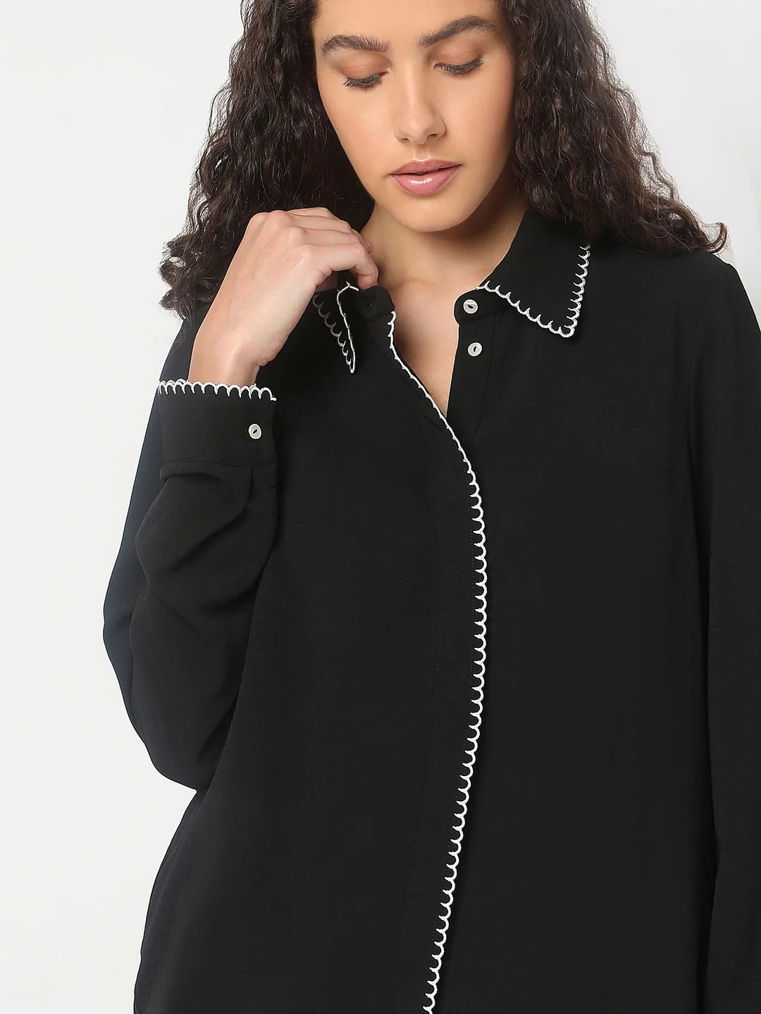 Black Scallop Detail Shirt - Image 6