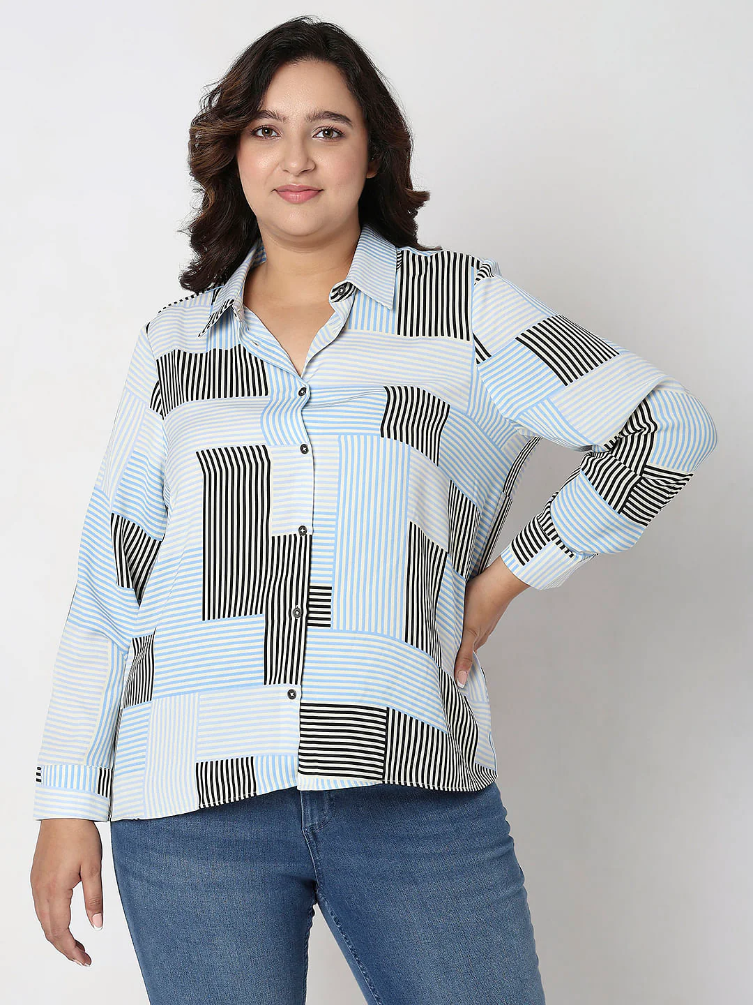 Curve White Printed Shirt - Image 2