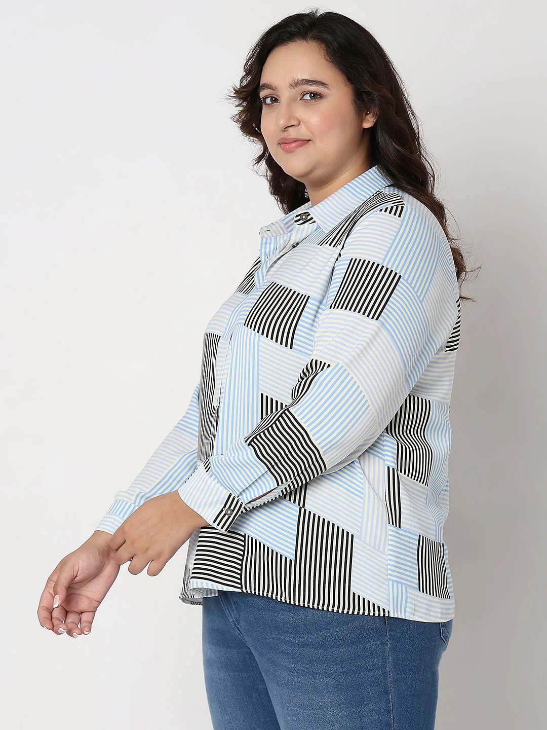 Curve White Printed Shirt - Image 3