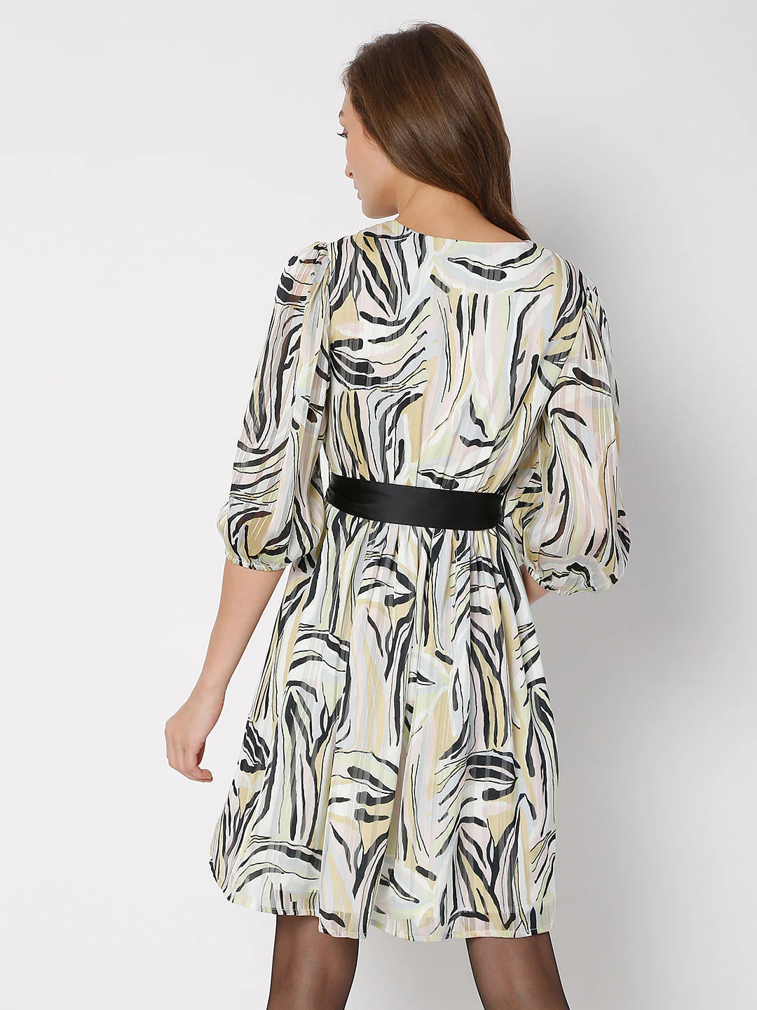 White Abstract Print Shift Dress - Image 4