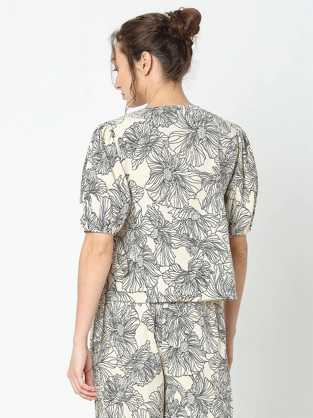 Beige Floral Co-Ord Set Top - Image 4