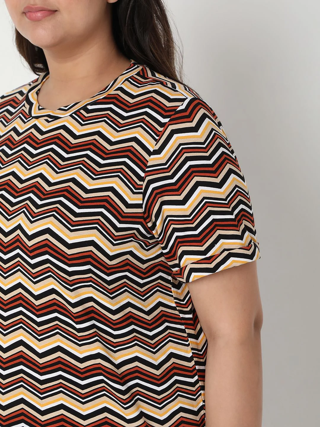 Curve Brown Chevron Print T-Shirt - Image 6