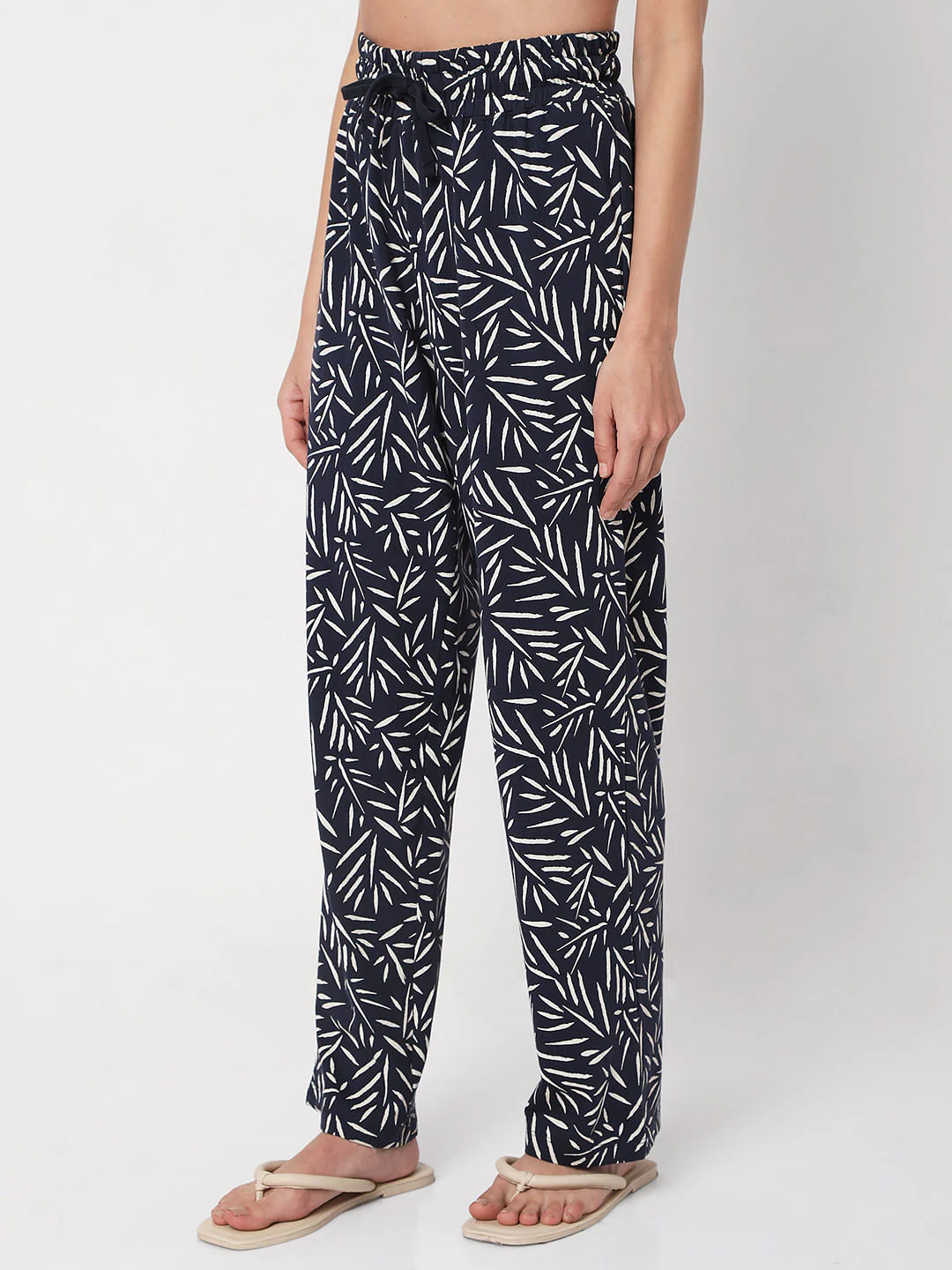White T-Shirt & Pyjama Night Suit Set - Image 10