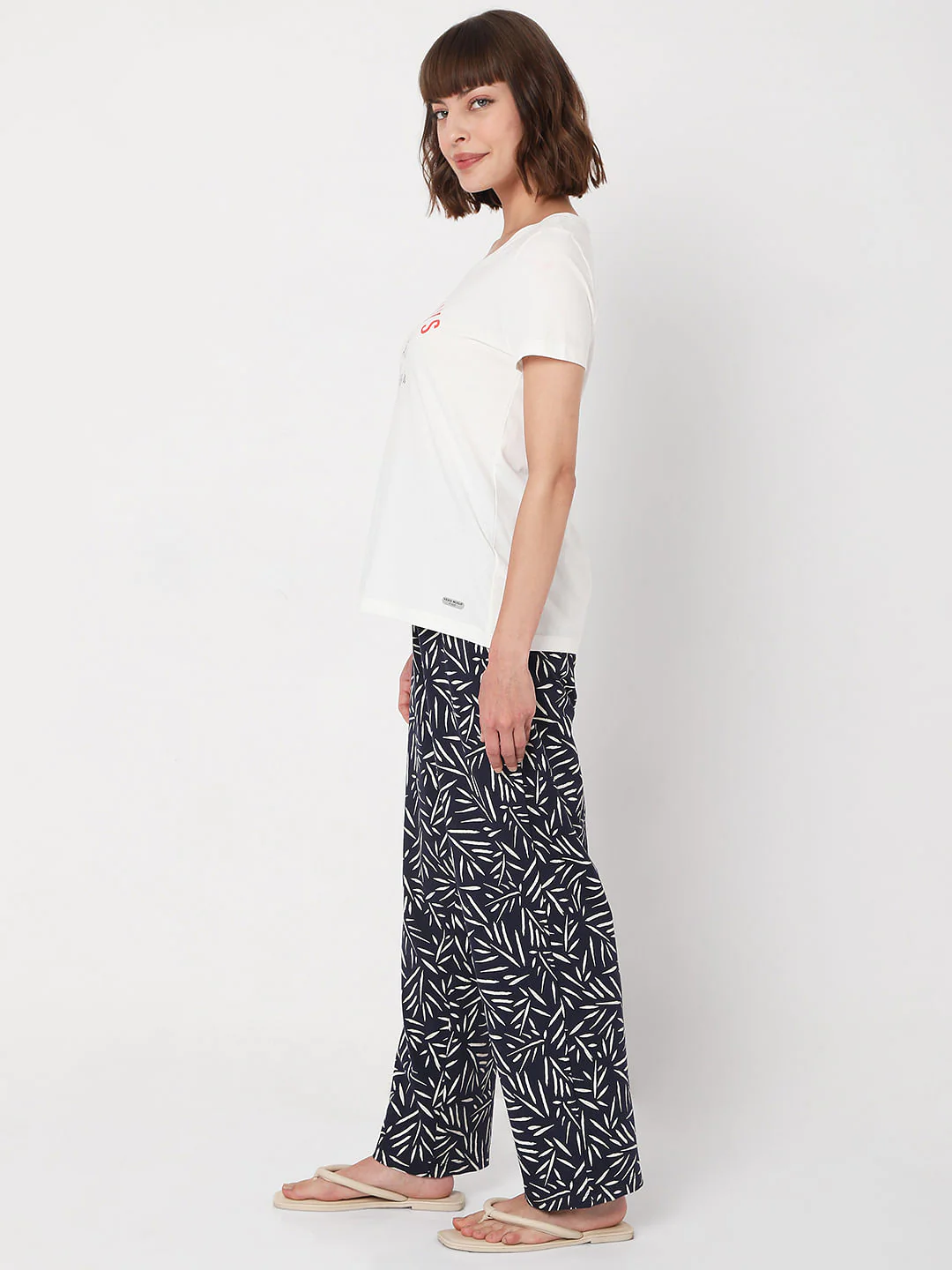 White T-Shirt & Pyjama Night Suit Set - Image 3