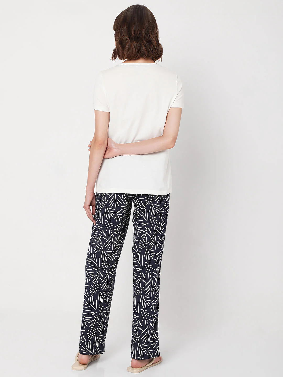 White T-Shirt & Pyjama Night Suit Set - Image 5