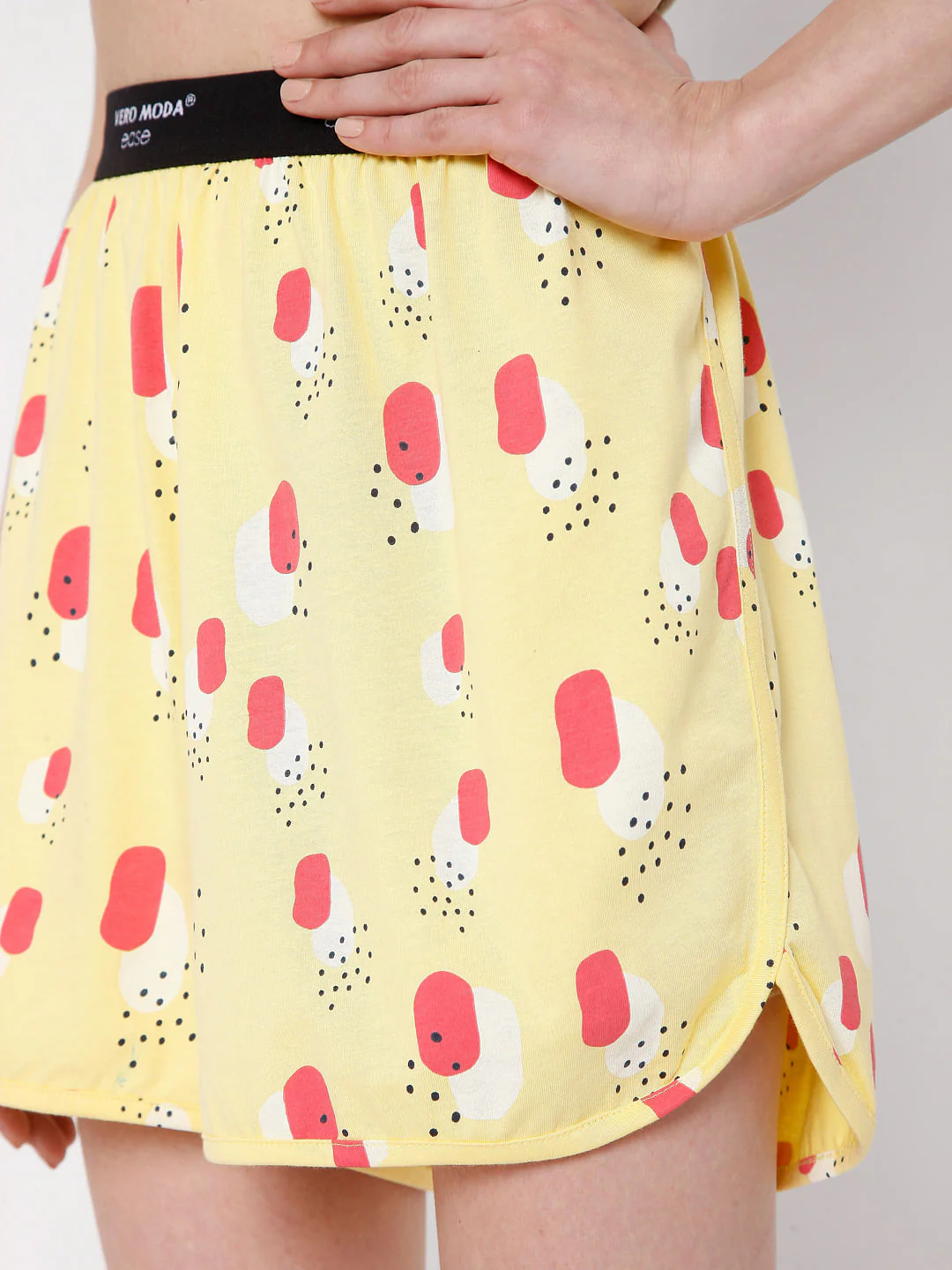 Grey & Yellow Tank Top & Shorts Set - Image 7