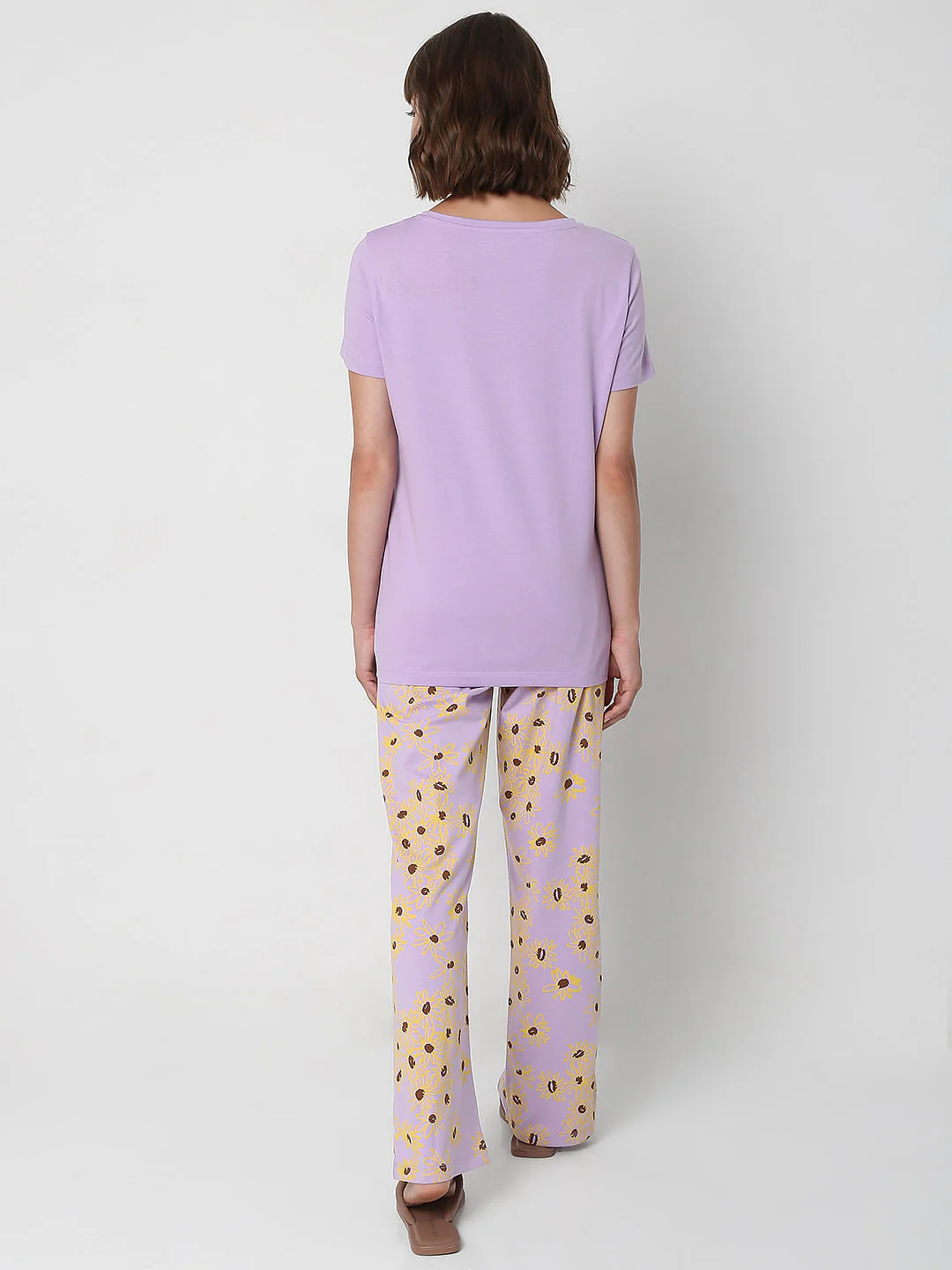 Lilac T-Shirt & Pyjama Set - Image 5