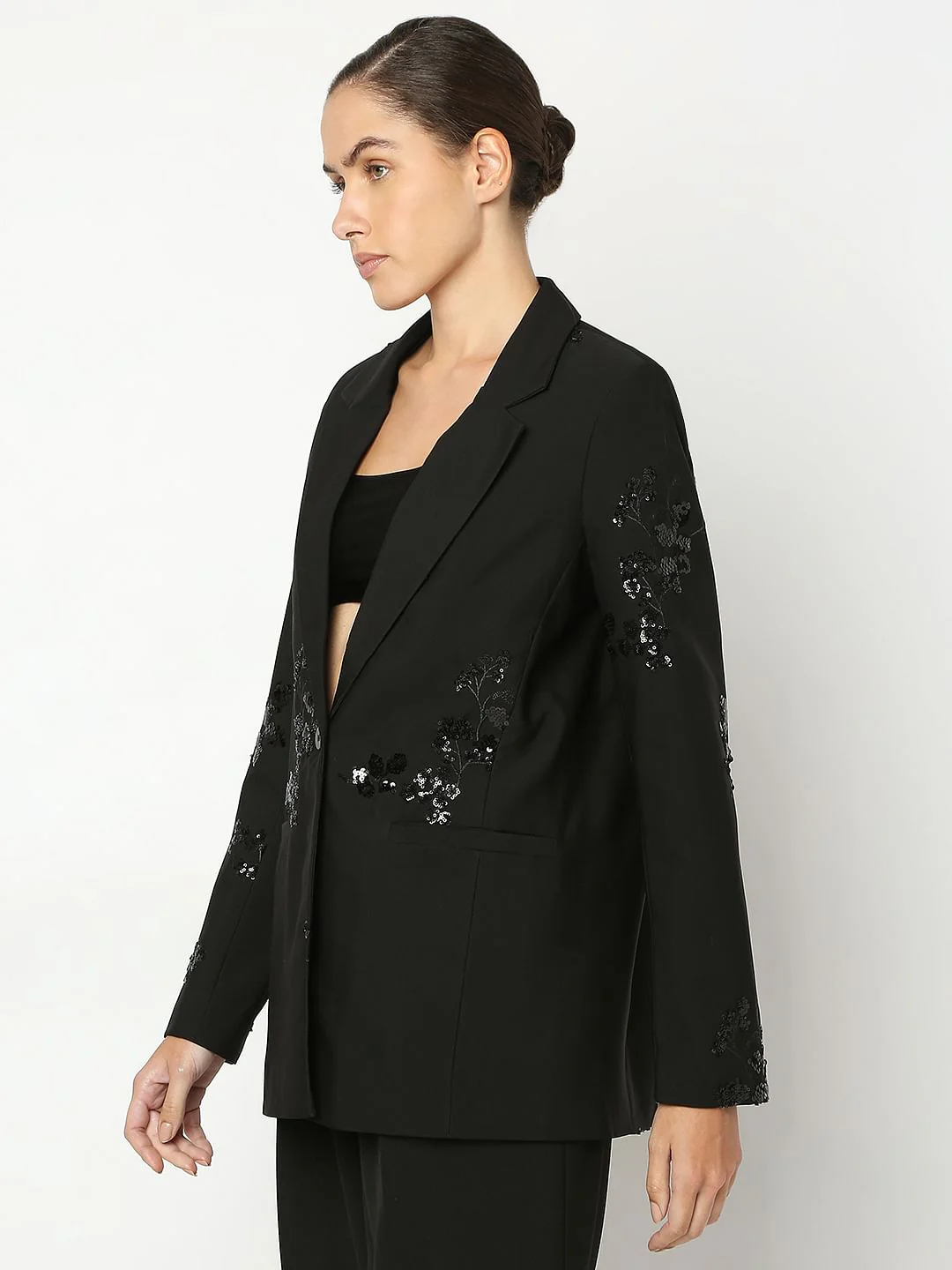Black Squiens Embellished Blazer - Image 3