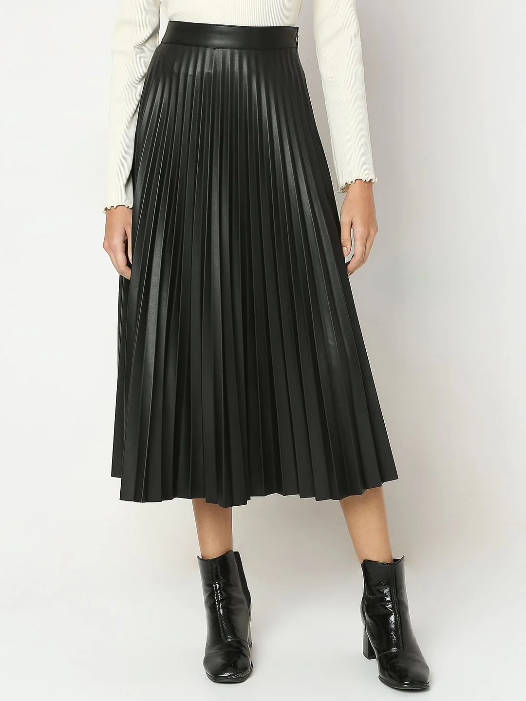 Black Pleated Midi Skirt - Image 2