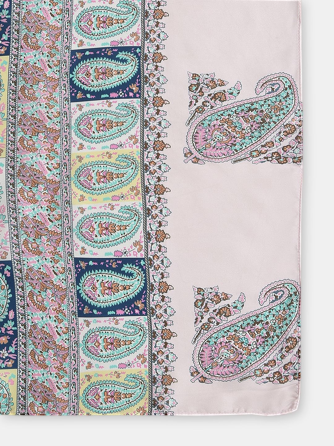 Light Pink Paisley Print Scarf - Image 4