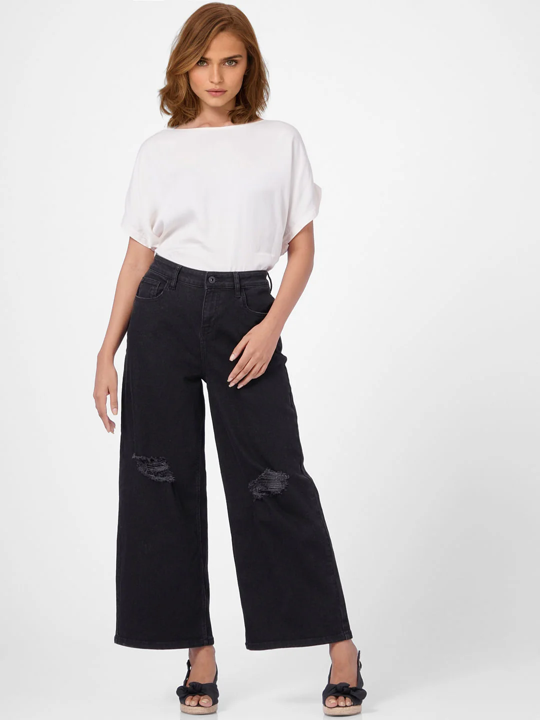 Black Zoey Wide-Leg Jeans - Image 4