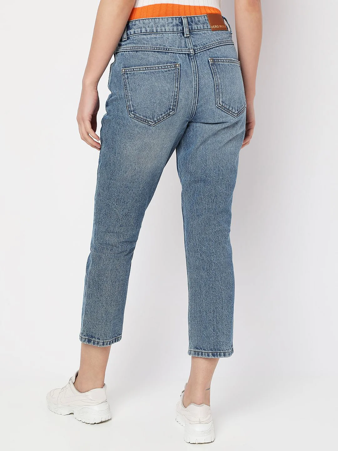 Blue High Rise Distressed Straight Fit Jeans - Image 4
